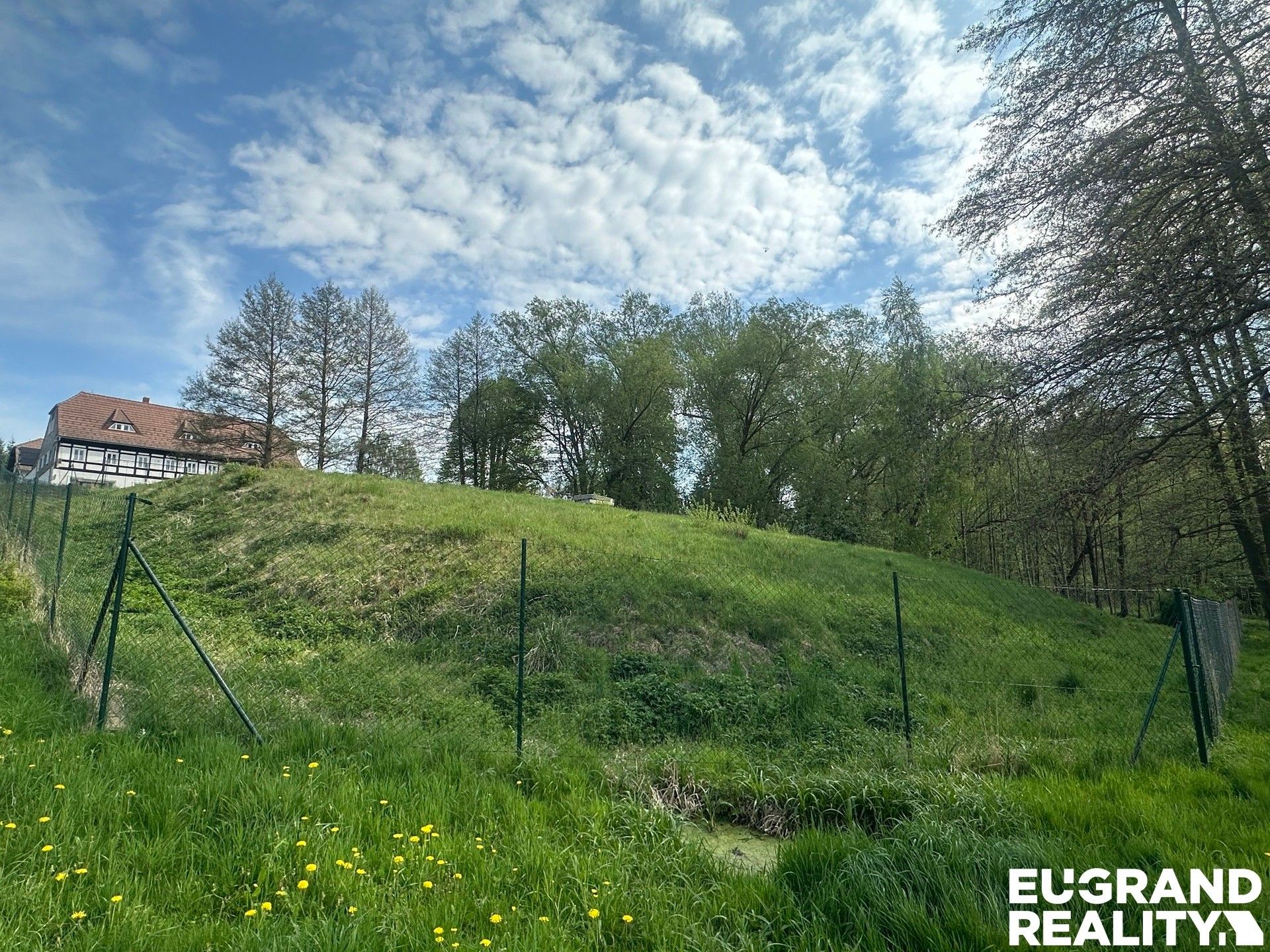 Prodej pozemku 2373 m² - foto 4