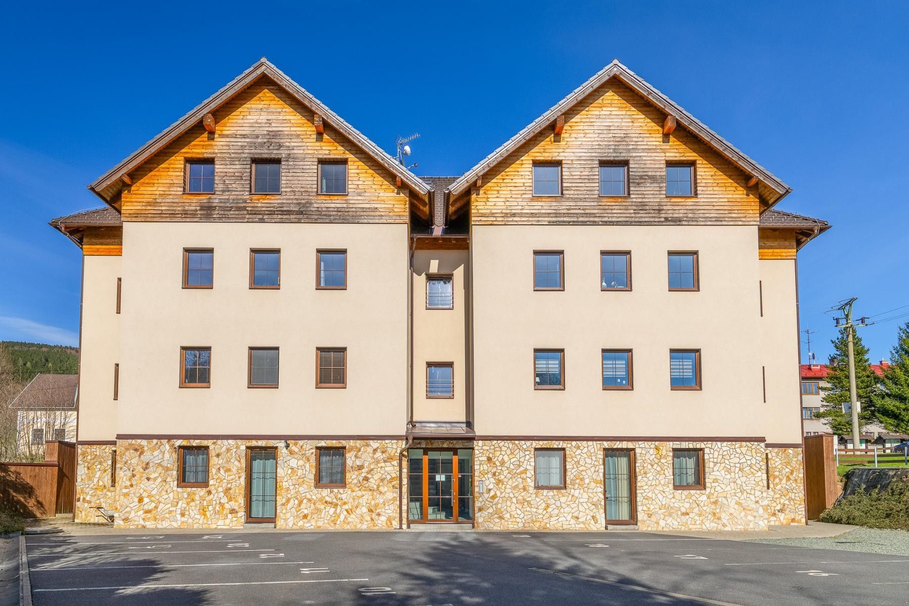 Prodej bytu 2+kk 56 m² - foto 1