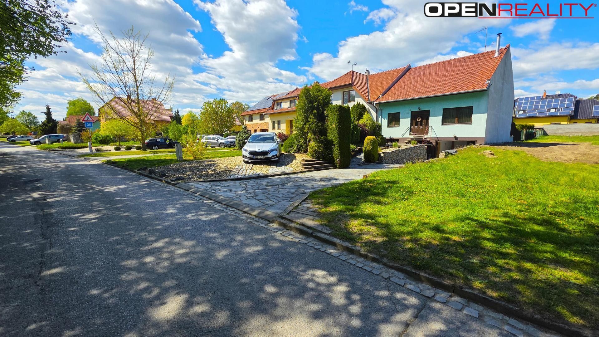 Prodej pozemku 692 m² - foto 4