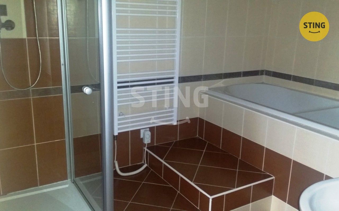 Pronájem bytu 2+kk 56 m² - foto 3