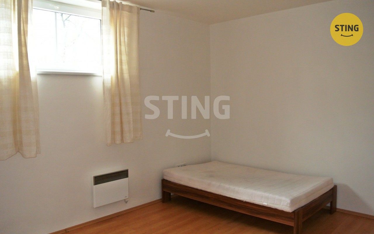 Pronájem bytu 2+kk 56 m² - foto 5