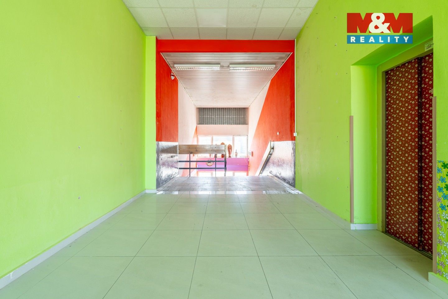 Prodej komerčního prostoru 1200 m² - foto 11