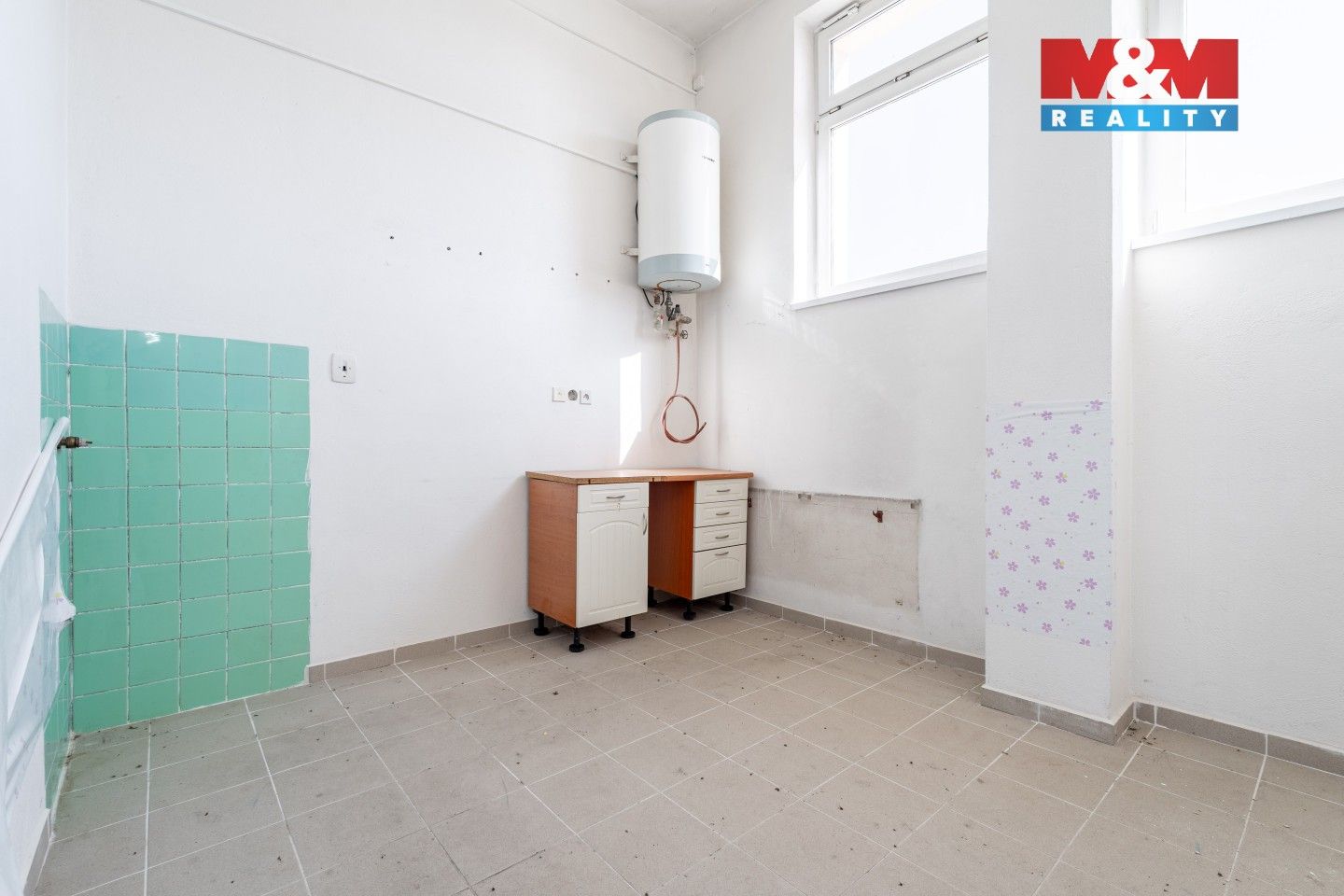 Prodej komerčního prostoru 1200 m² - foto 14