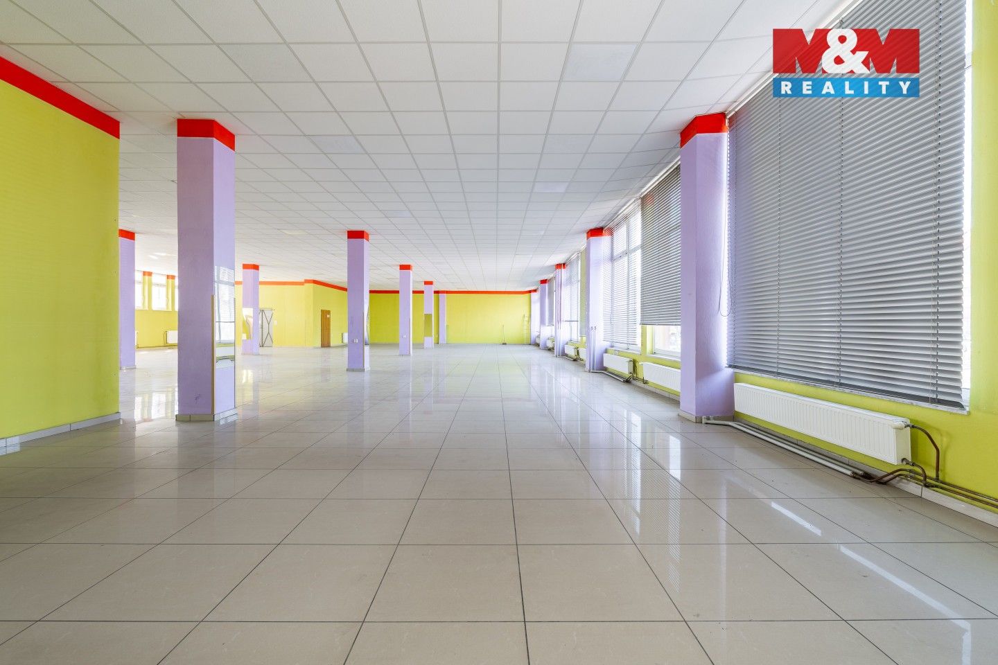 Prodej komerčního prostoru 1200 m² - foto 17