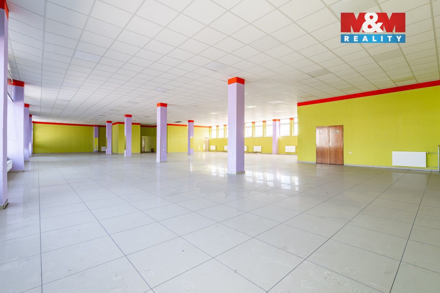 Prodej komerčního prostoru 1200 m² - foto 19