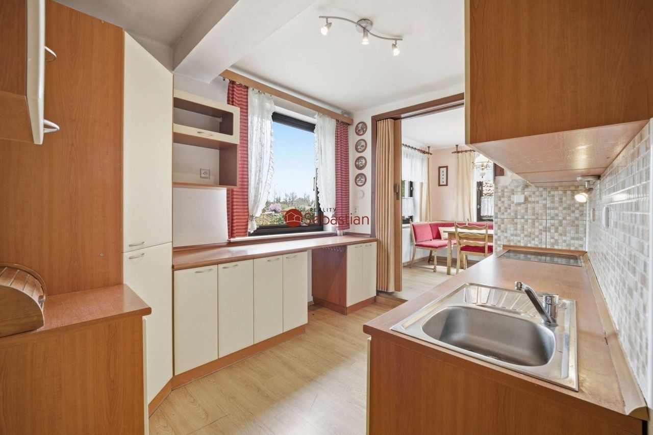 Prodej domu 300 m² - foto 5