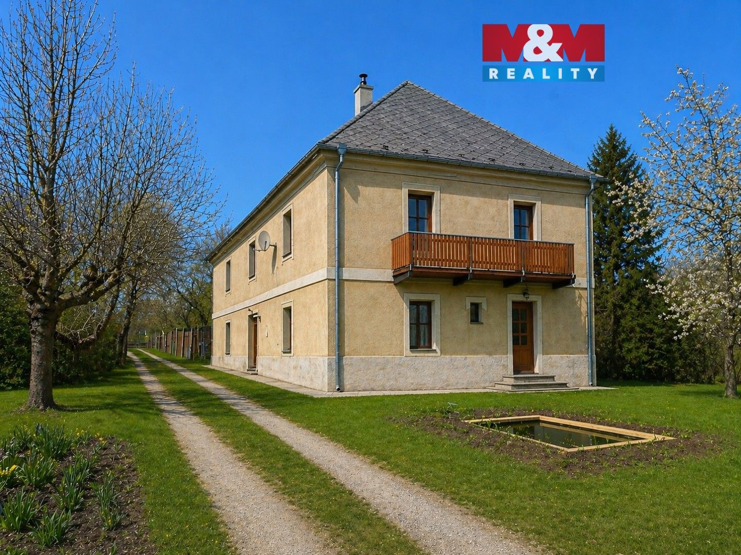 Pronájem bytu 4+1 140 m² - foto 1