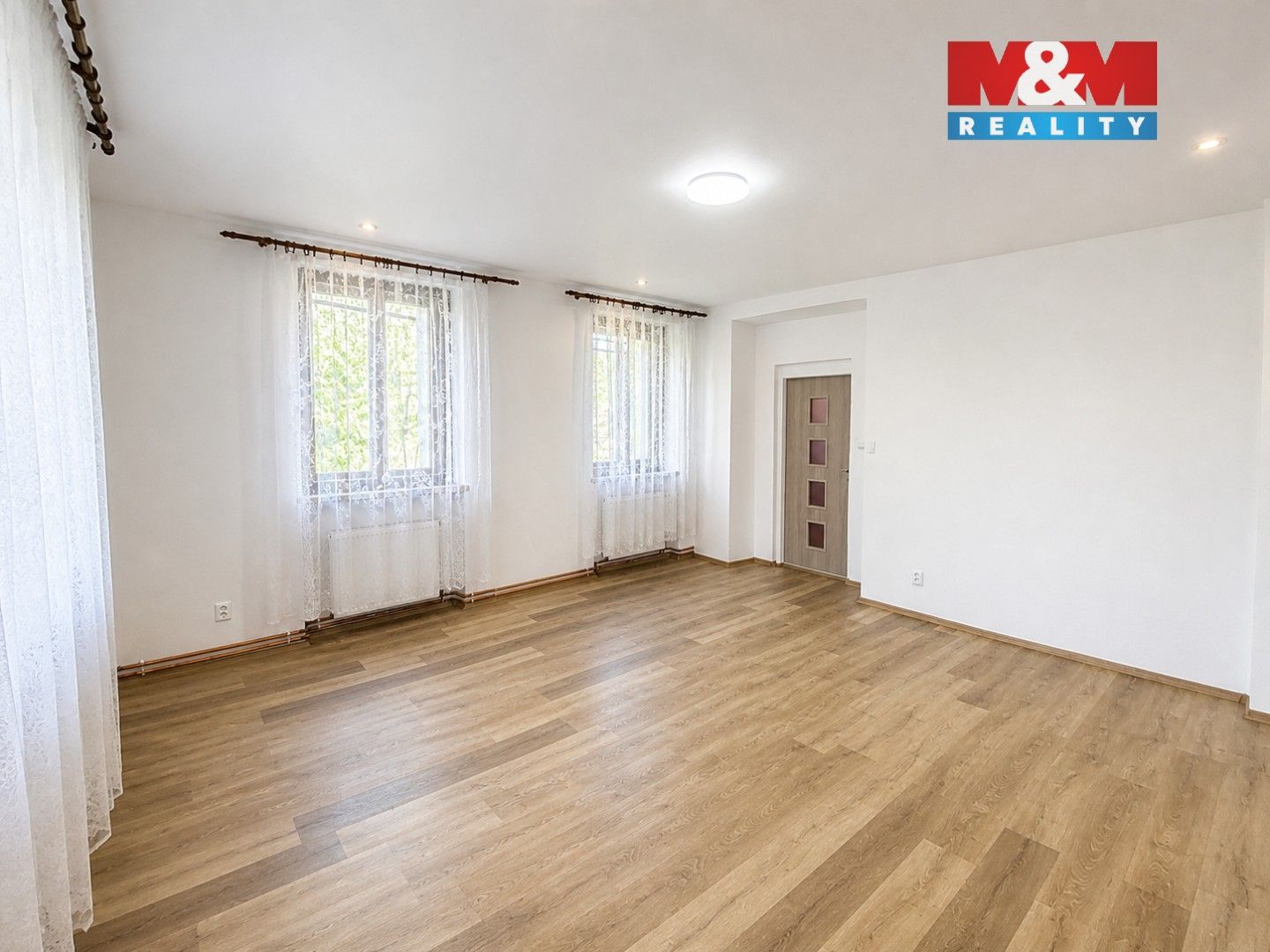 Pronájem bytu 4+1 140 m² - foto 10