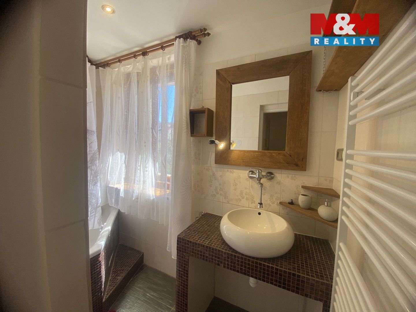 Pronájem bytu 4+1 140 m² - foto 13