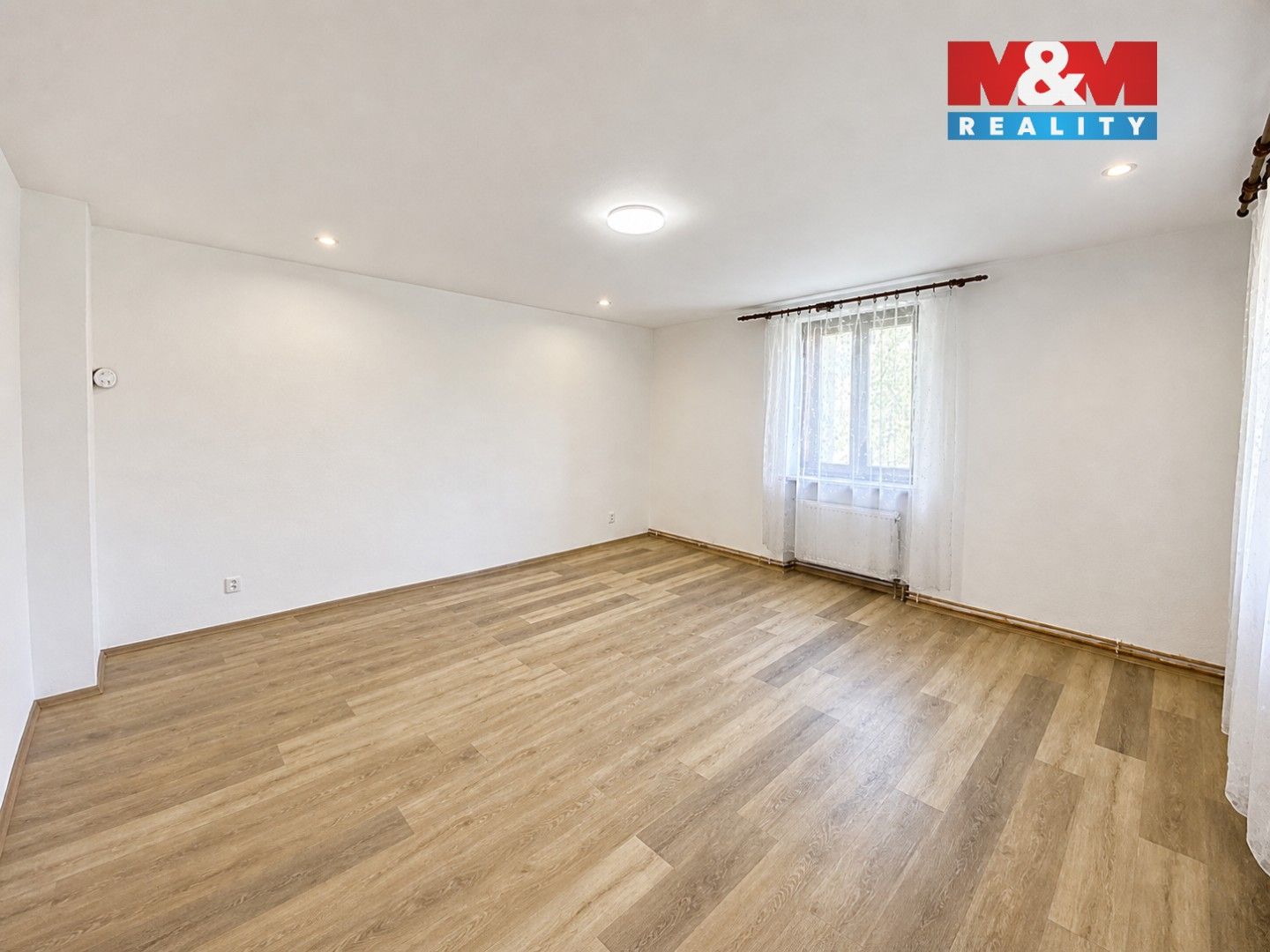 Pronájem bytu 4+1 140 m² - foto 15