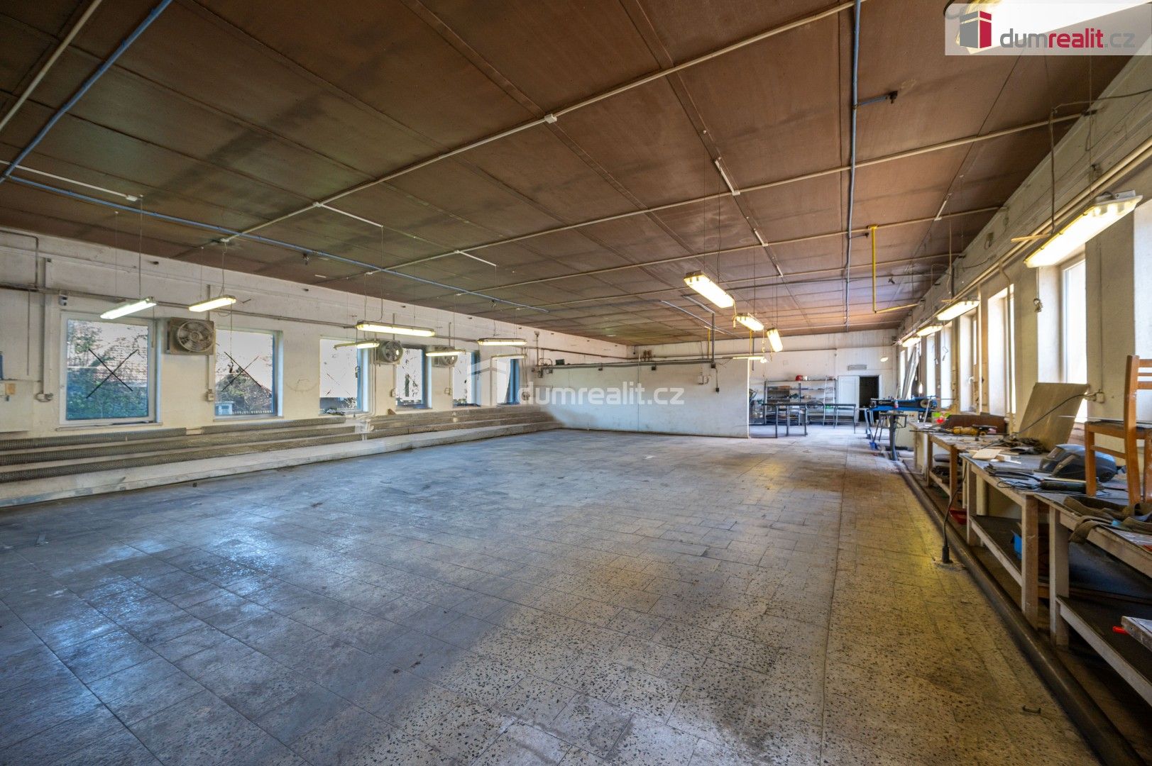 Prodej komerčního prostoru 3615 m² - foto 18