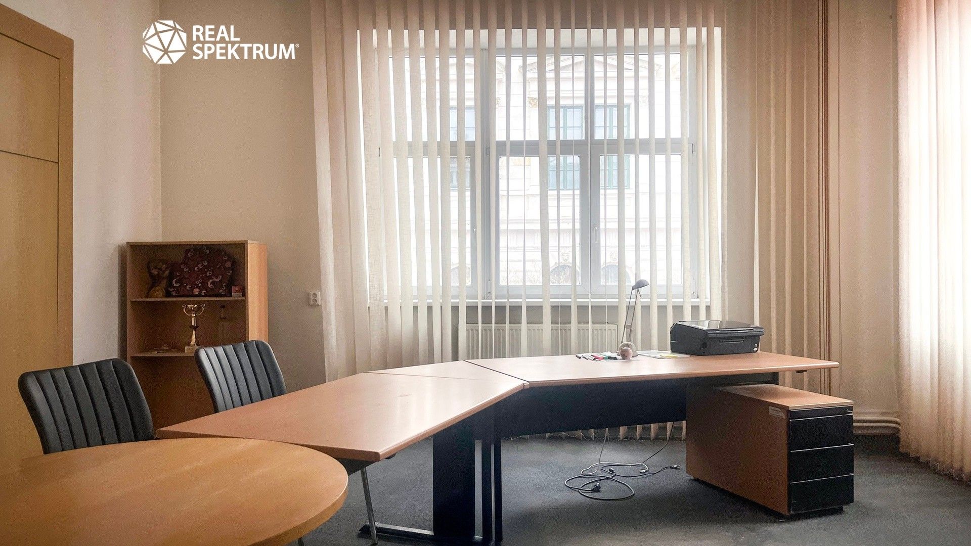 Pronájem komerčního prostoru 698 m² - foto 7