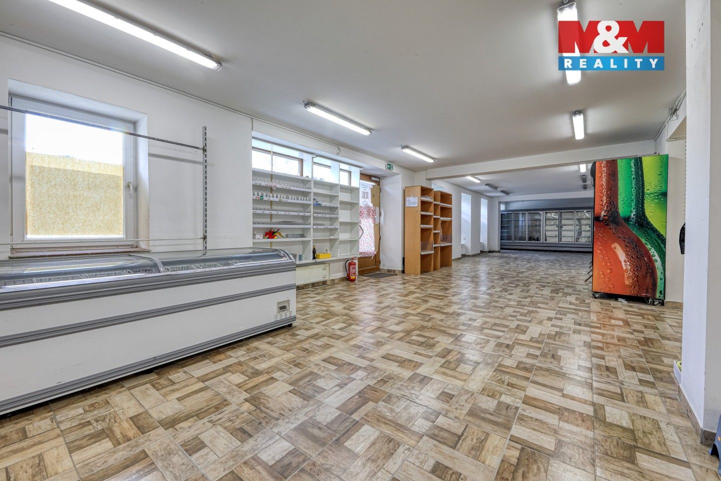 Pronájem komerčního prostoru 220 m² - foto 3