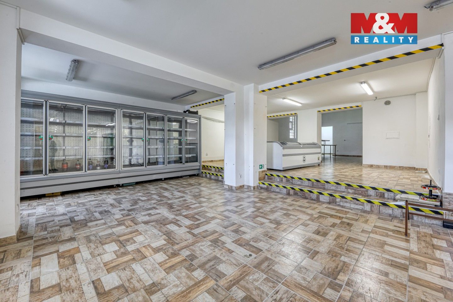 Pronájem komerčního prostoru 220 m² - foto 5