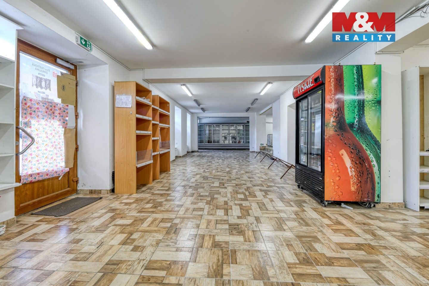 Pronájem komerčního prostoru 220 m² - foto 4