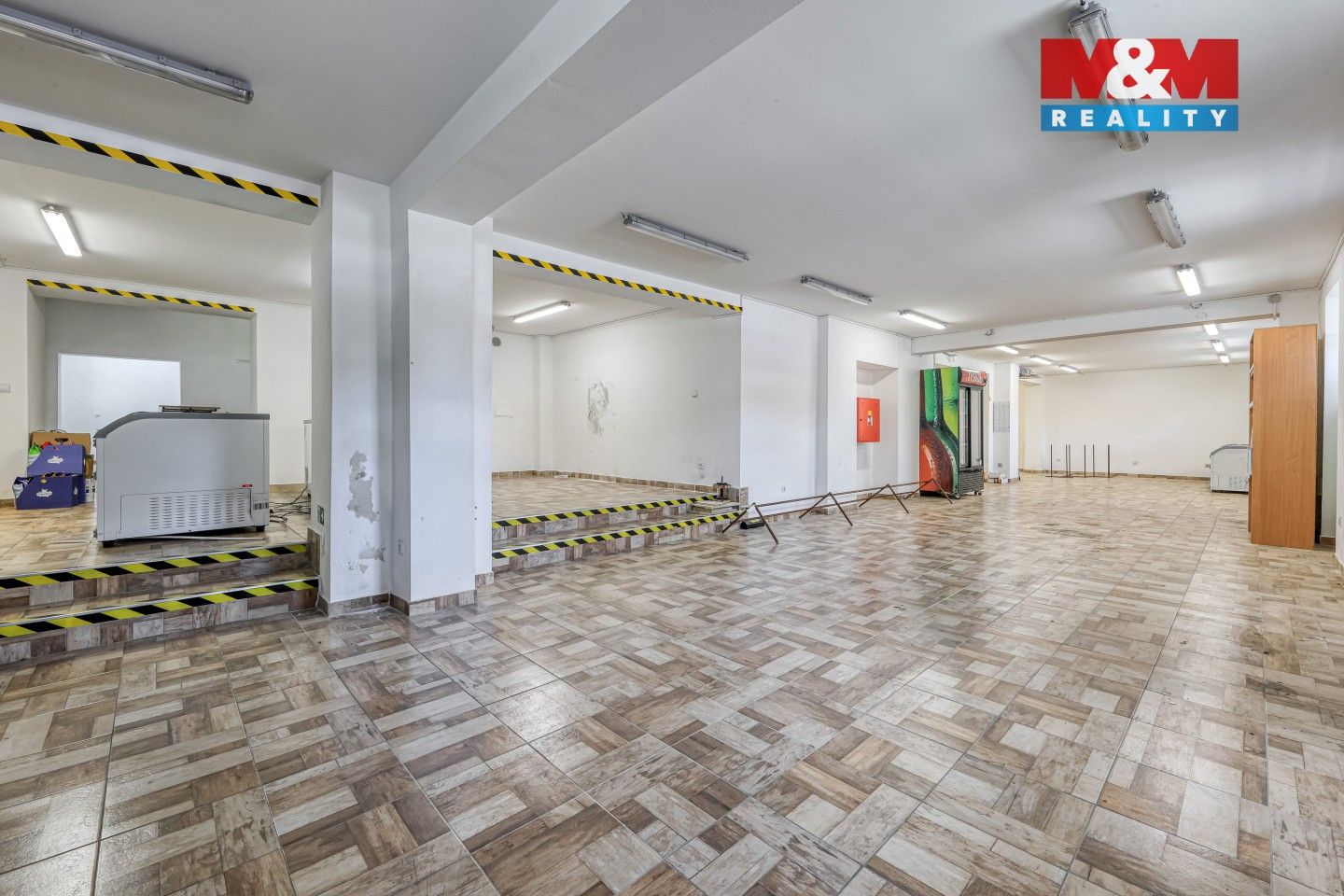 Pronájem komerčního prostoru 220 m² - foto 6