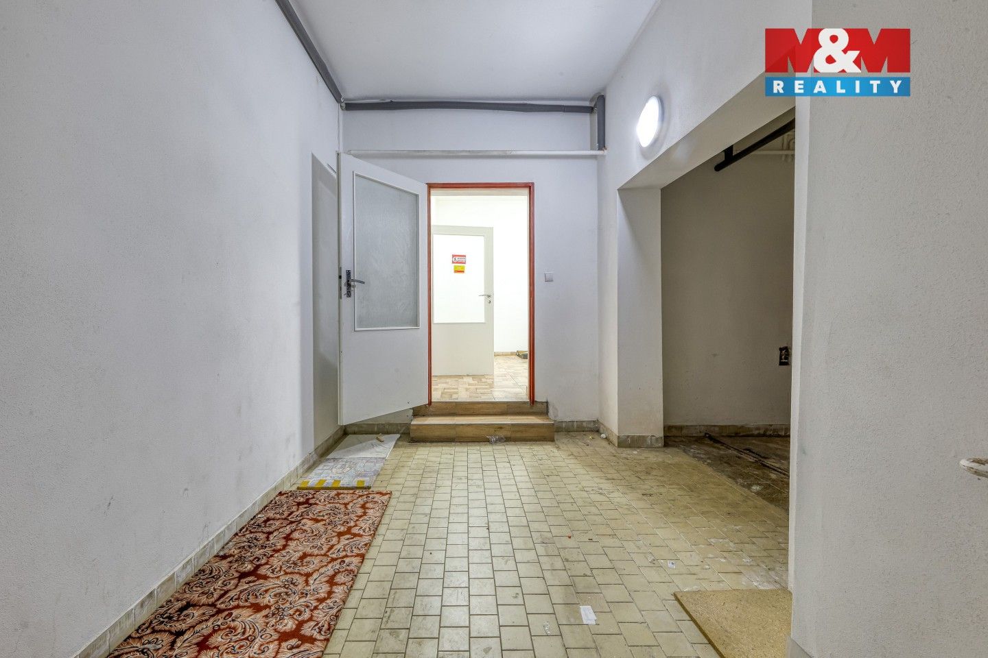 Pronájem komerčního prostoru 220 m² - foto 16