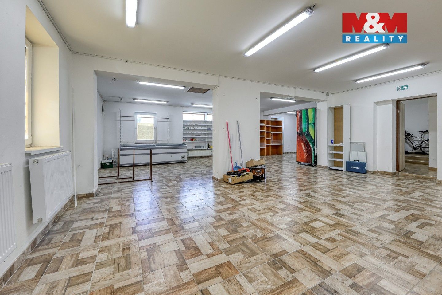 Pronájem komerčního prostoru 220 m² - foto 22