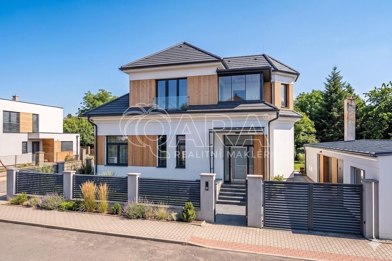 Prodej domu 150 m² - foto 1
