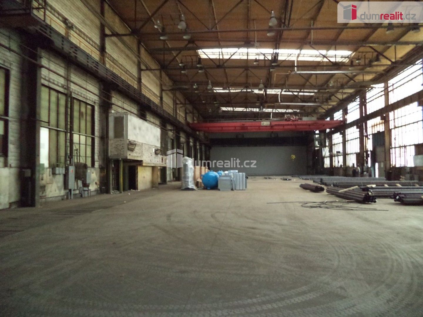 Pronájem komerčního prostoru 1040 m² - foto 4