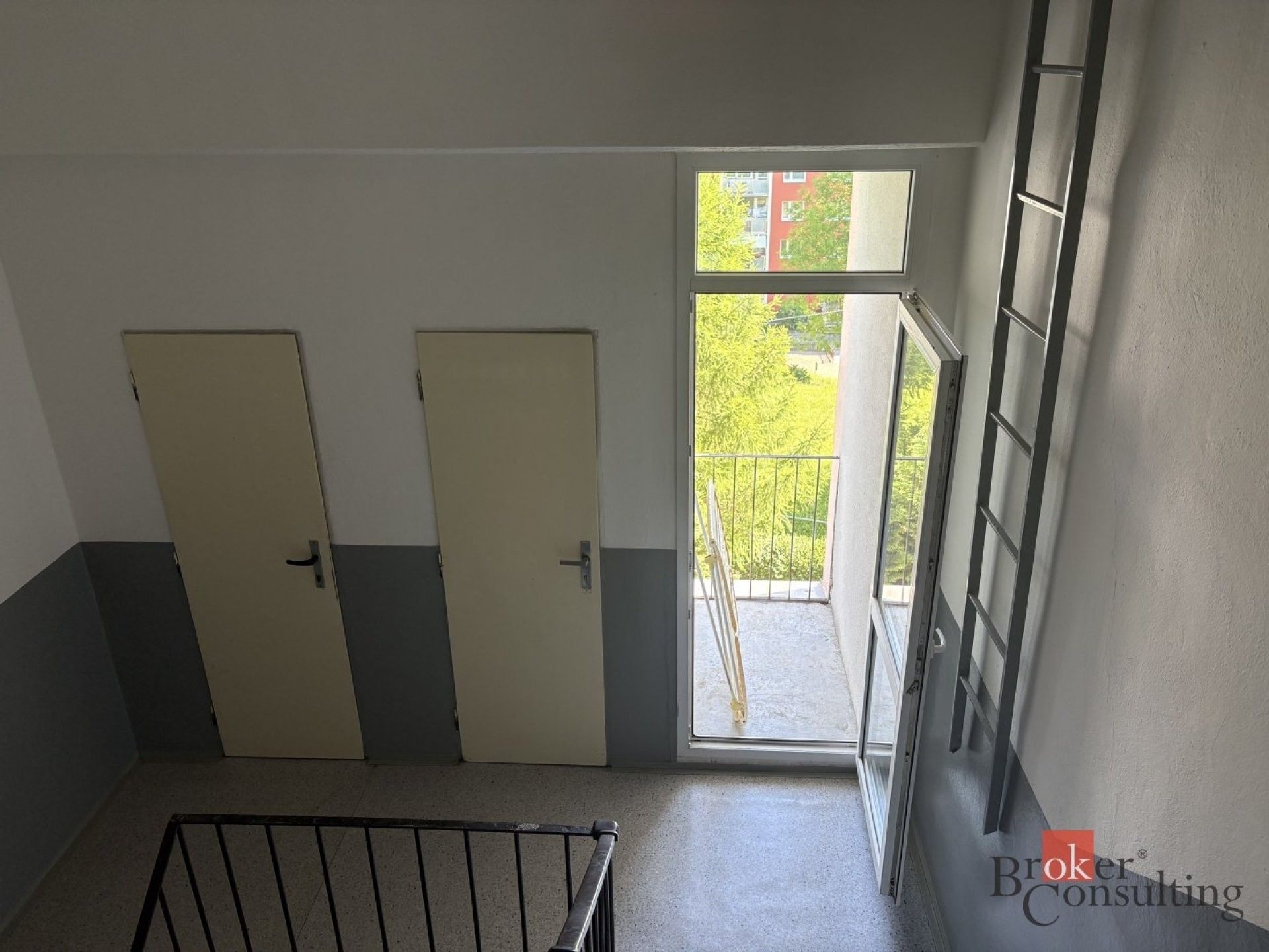Pronájem bytu 1+1 38 m² - foto 8