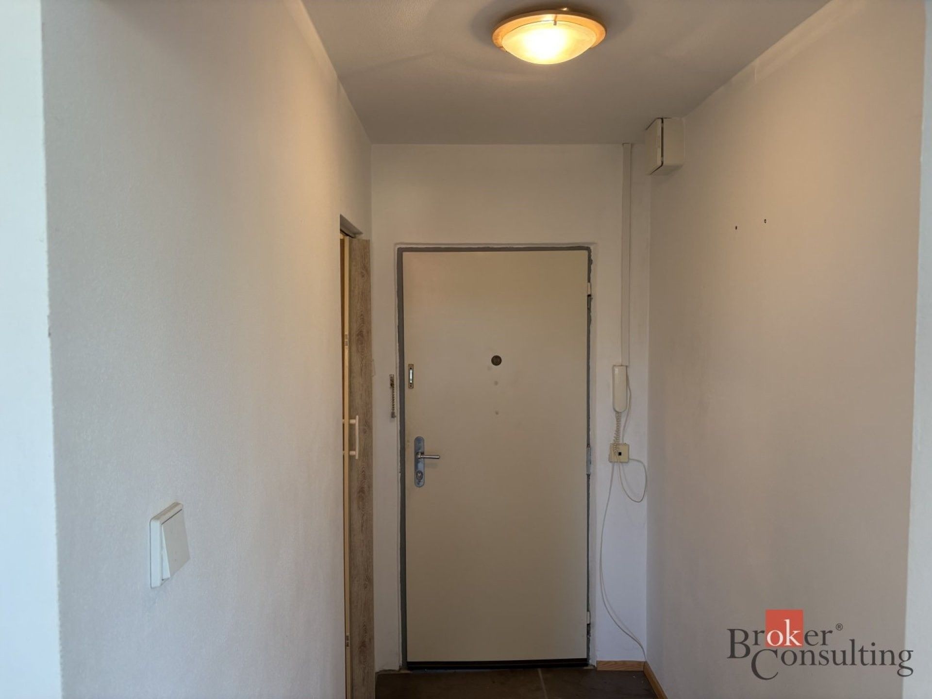 Pronájem bytu 1+1 38 m² - foto 12