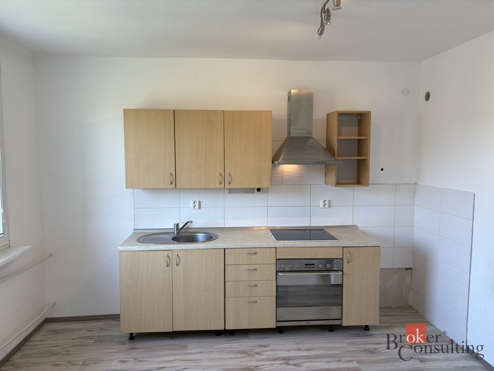 Pronájem bytu 1+1 38 m² - foto 9