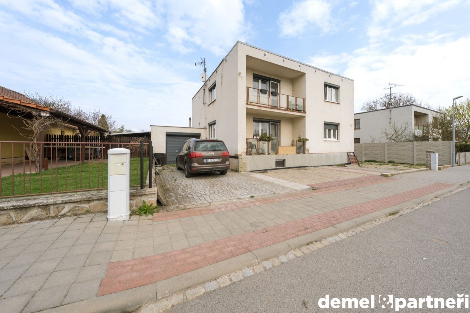 Prodej domu 255 m² - foto 2
