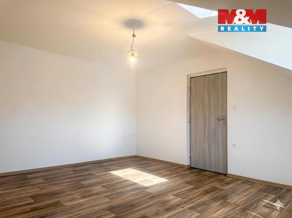Pronájem bytu 1+1 42 m² - foto 3