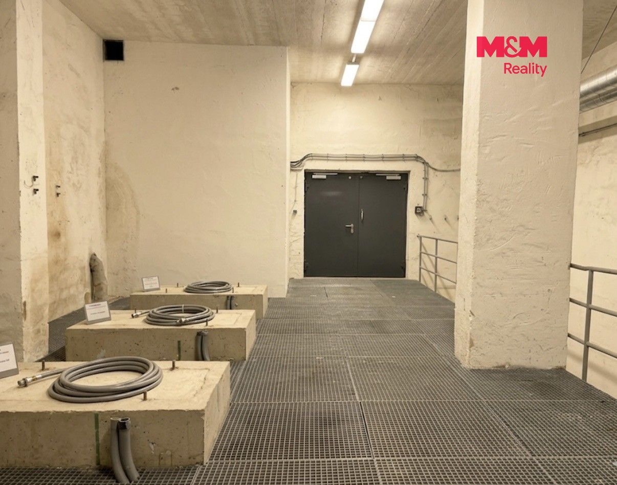Pronájem komerčního prostoru 100 m² - foto 3