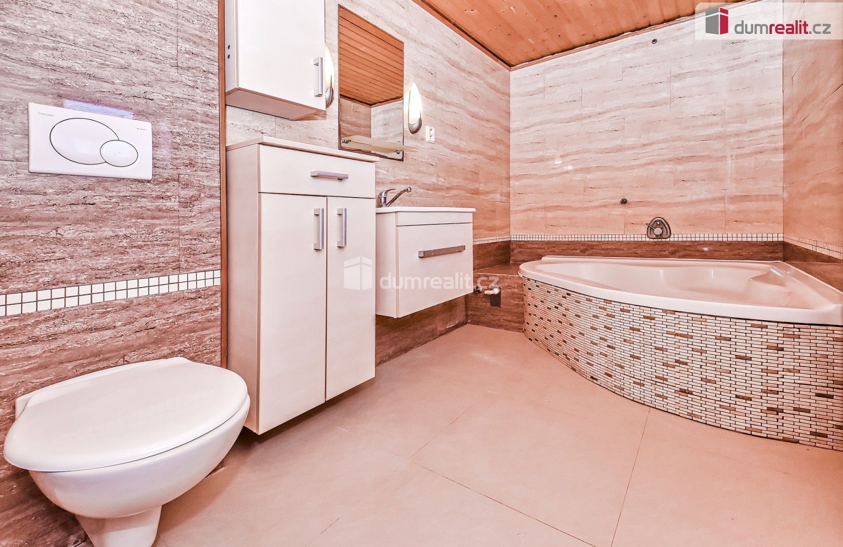 Prodej domu 350 m² - foto 16