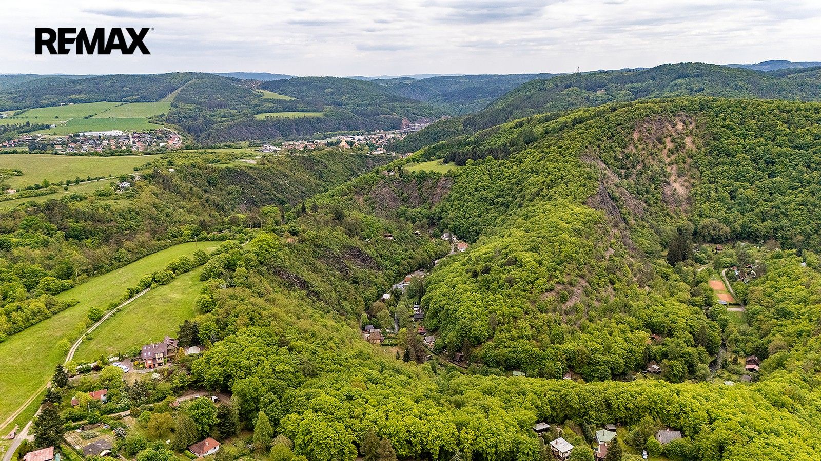 Prodej nemovitosti 3265 m² - foto 19