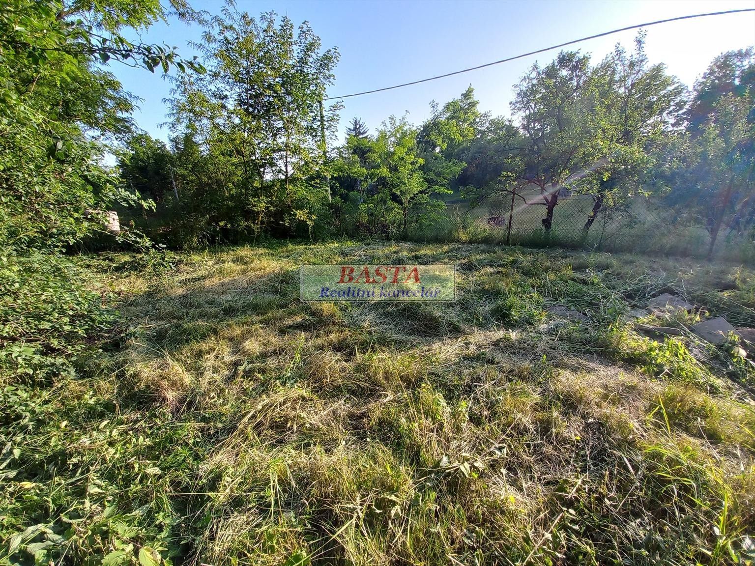 Pronájem pozemku 205 m² - foto 1
