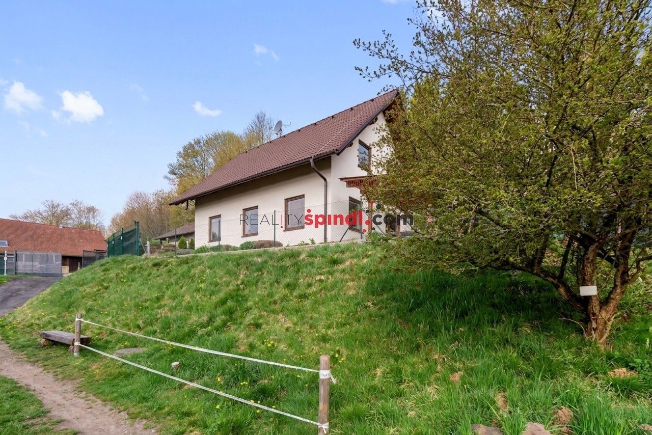 Prodej domu 188 m² - foto 2