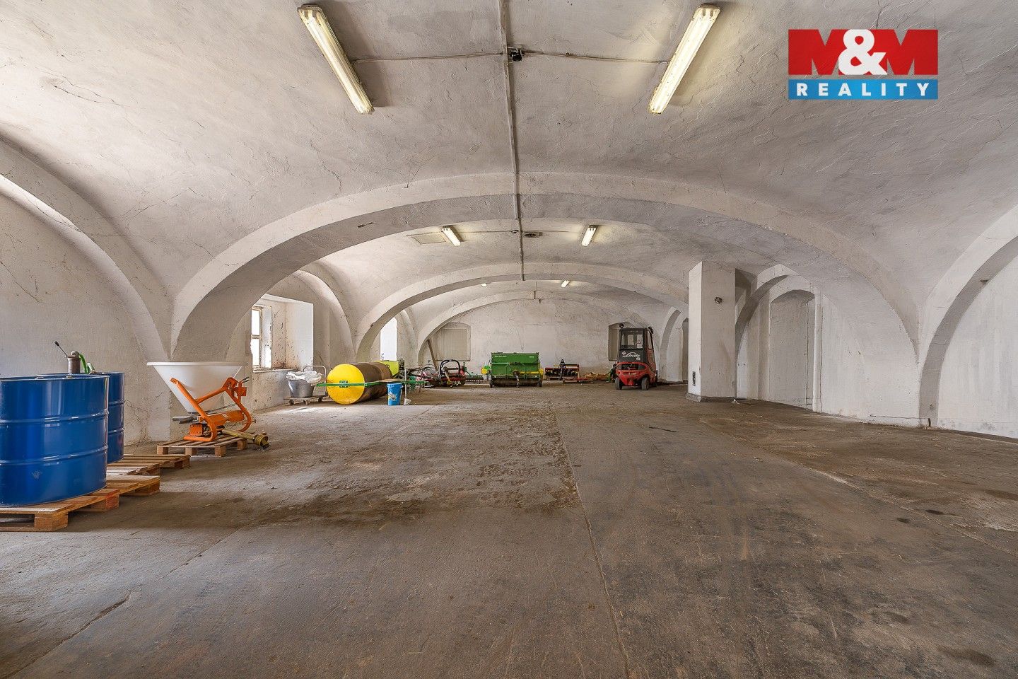 Prodej komerčního prostoru 76556 m² - foto 27