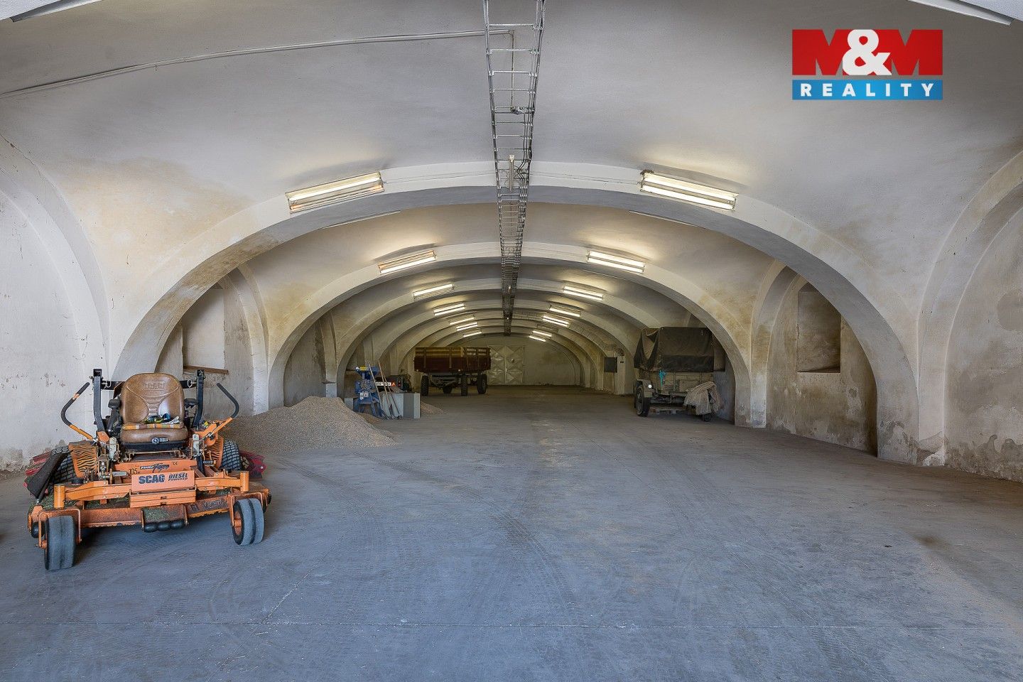 Prodej komerčního prostoru 76556 m² - foto 29