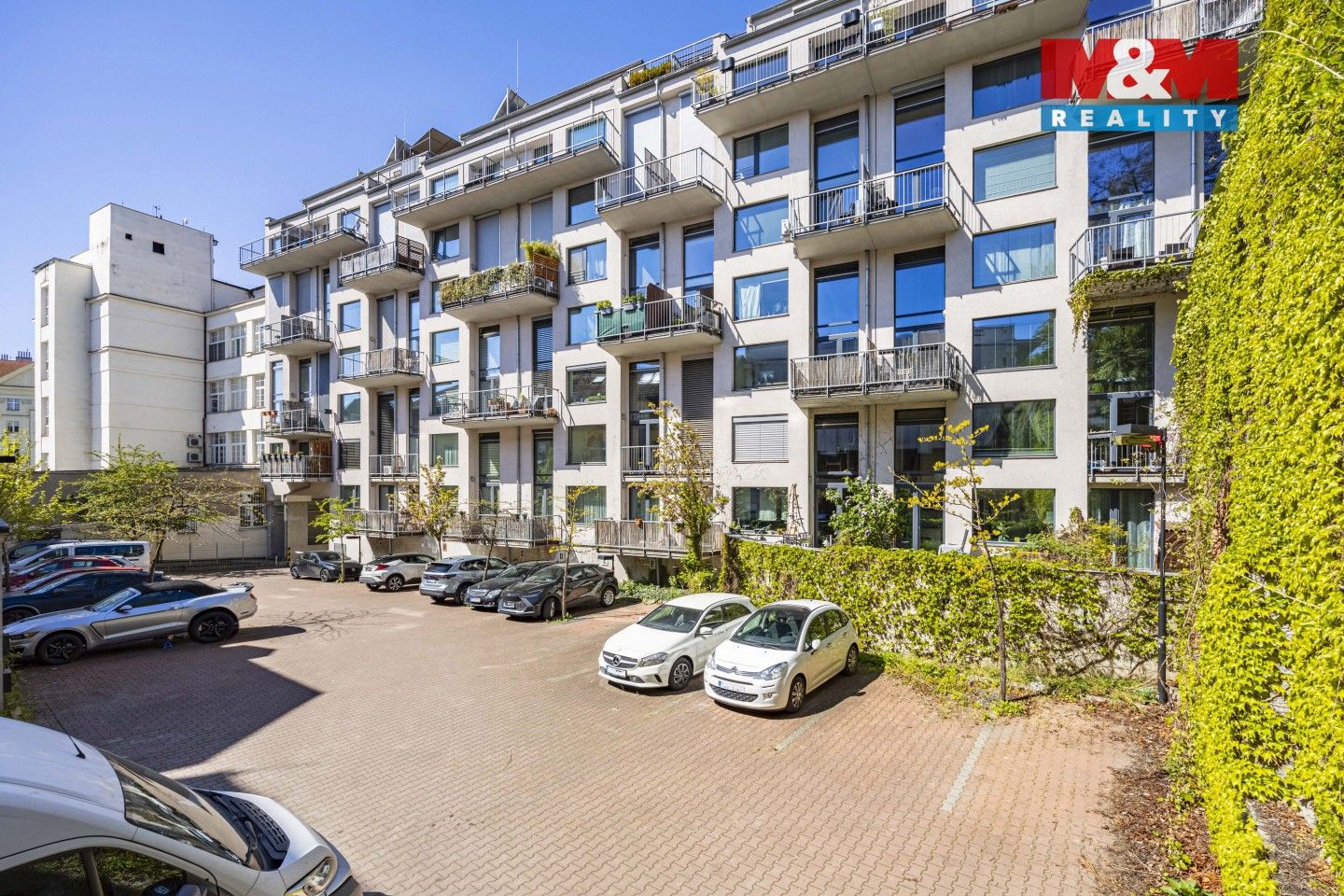 Prodej bytu 2+kk 45 m² - foto 3