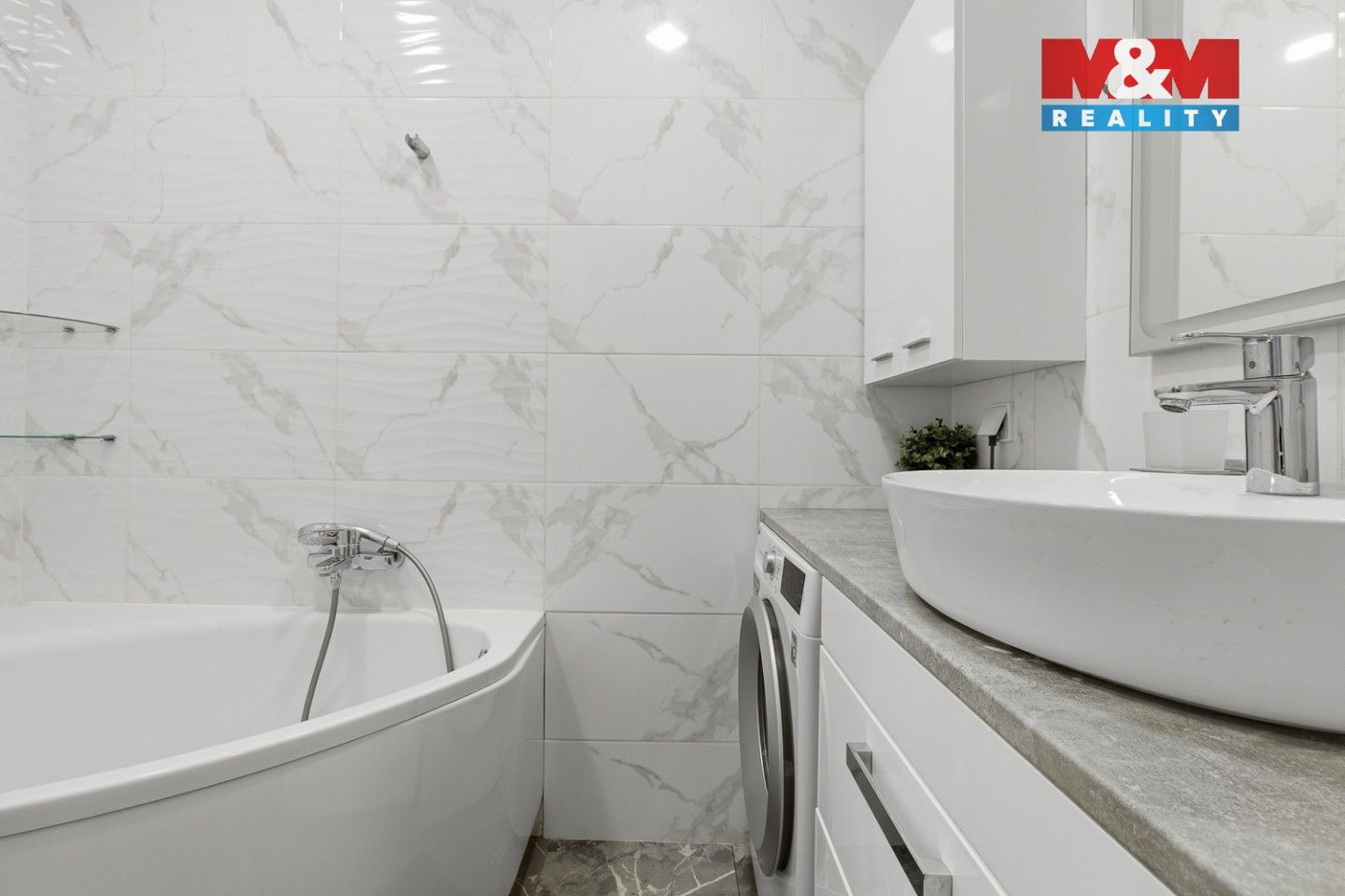 Prodej bytu 3+1 70 m² - foto 4