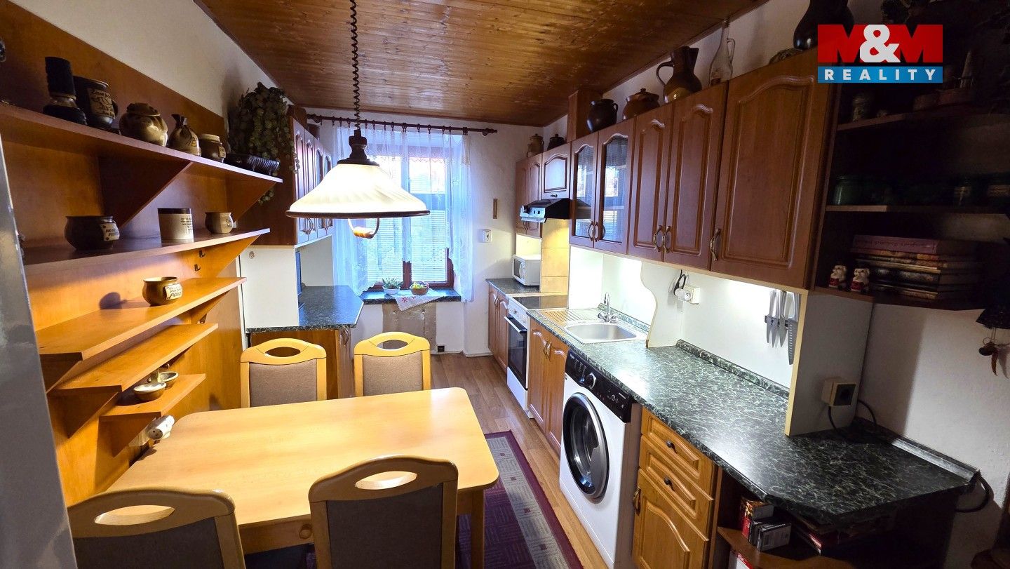 Prodej nemovitosti 140 m² - foto 6