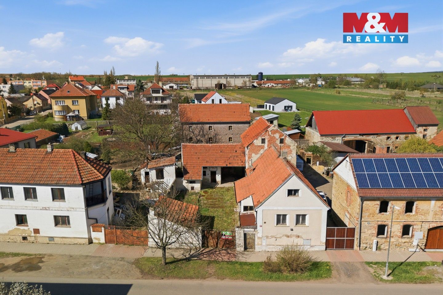 Prodej nemovitosti 90 m² - foto 32