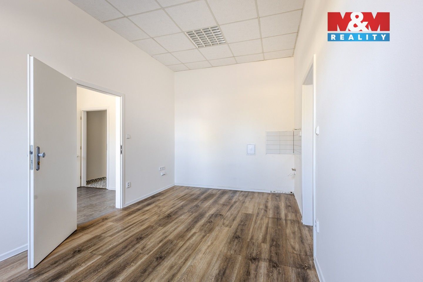 Pronájem komerčního prostoru 53 m² - foto 6