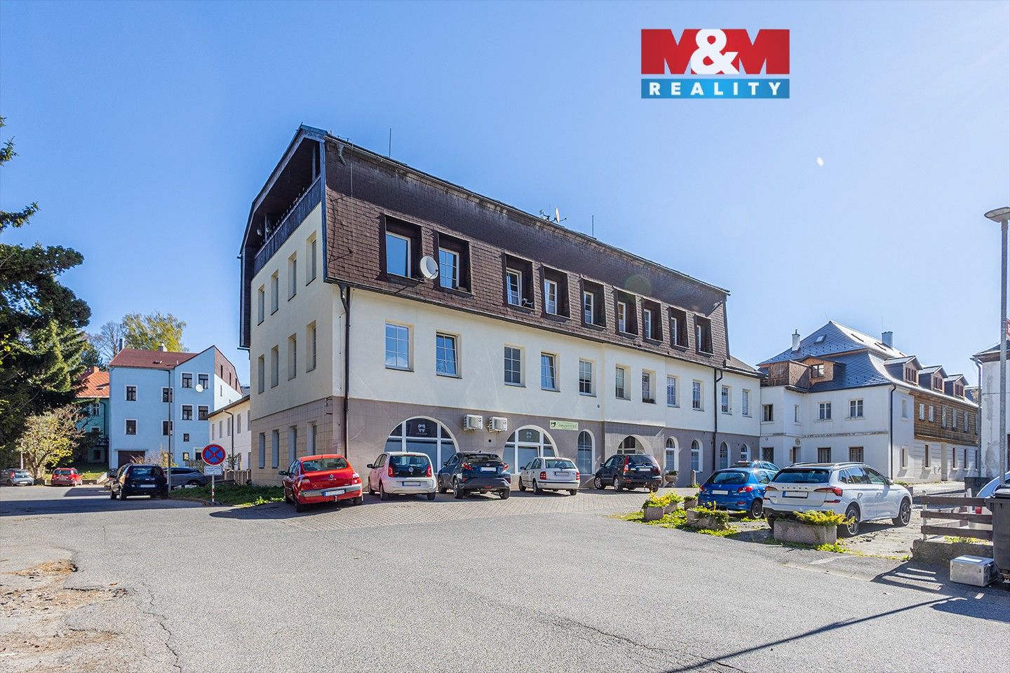 Pronájem komerčního prostoru 53 m² - foto 1