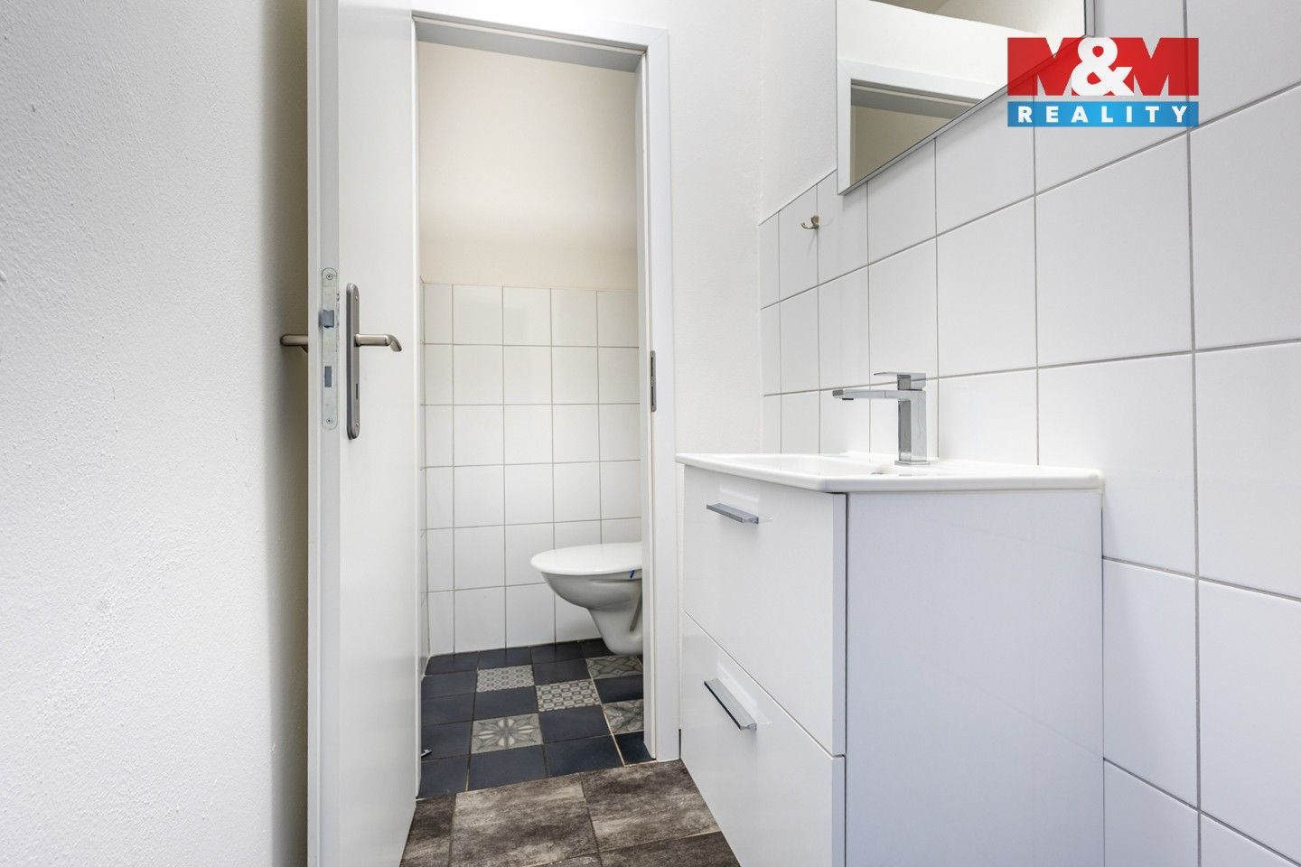 Pronájem komerčního prostoru 53 m² - foto 9