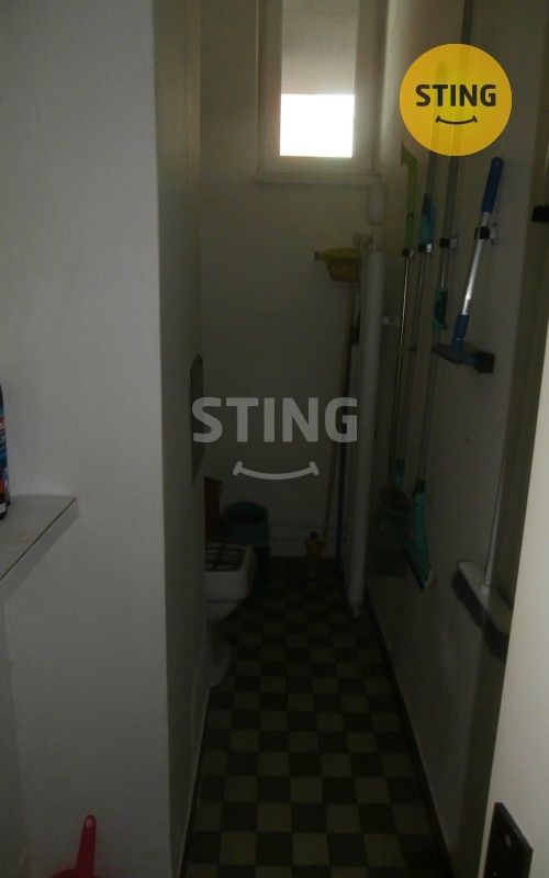 Pronájem komerčního prostoru 240 m² - foto 22