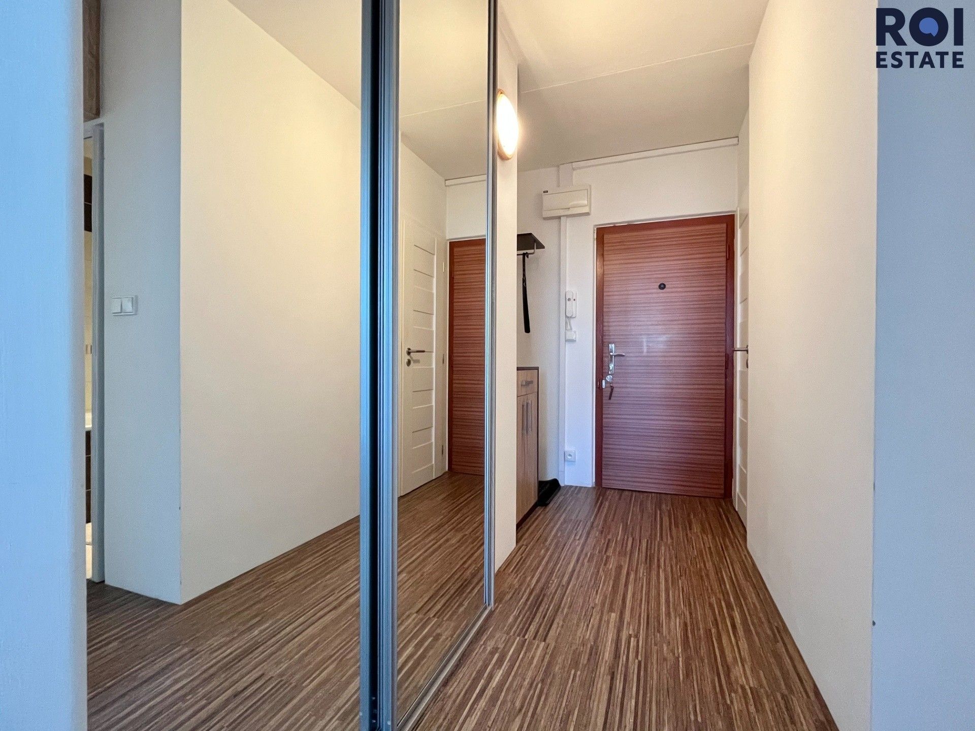 Pronájem bytu 2+kk 43 m² - foto 8