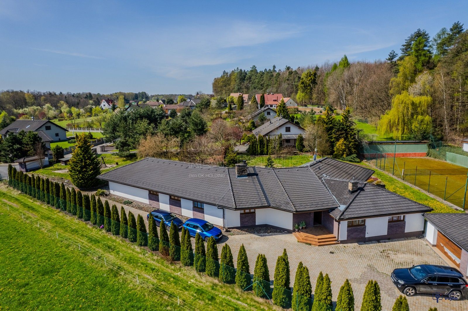 Prodej domu 332 m² - foto 1