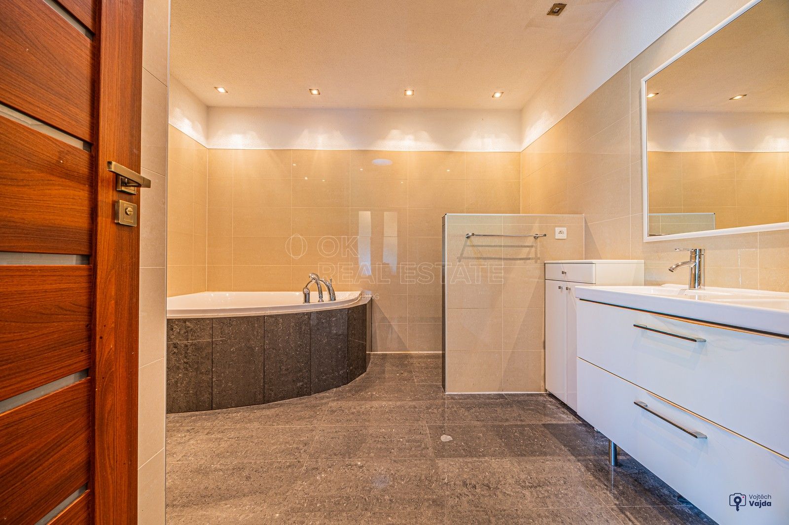 Prodej domu 332 m² - foto 9