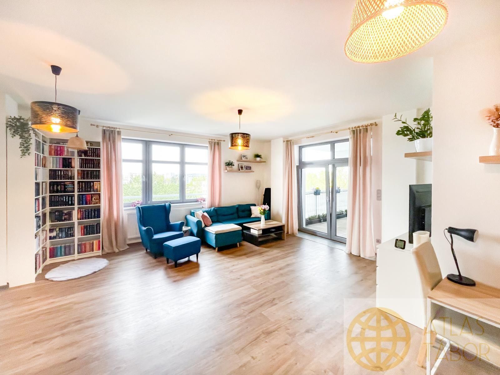 Prodej bytu 2+kk 80 m² - foto 2