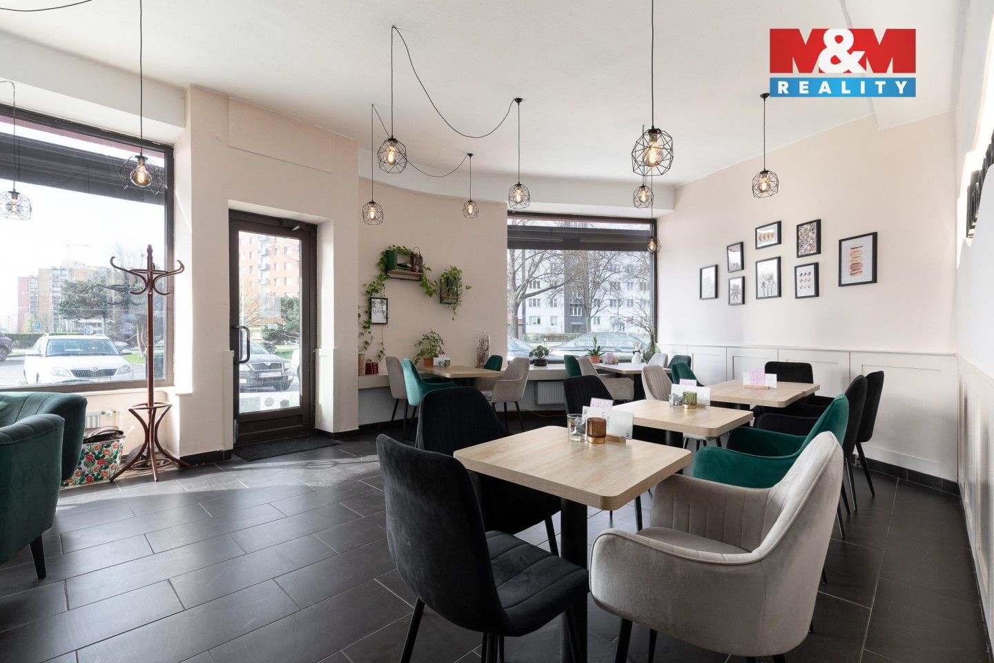 Prodej komerčního prostoru 69 m² - foto 3
