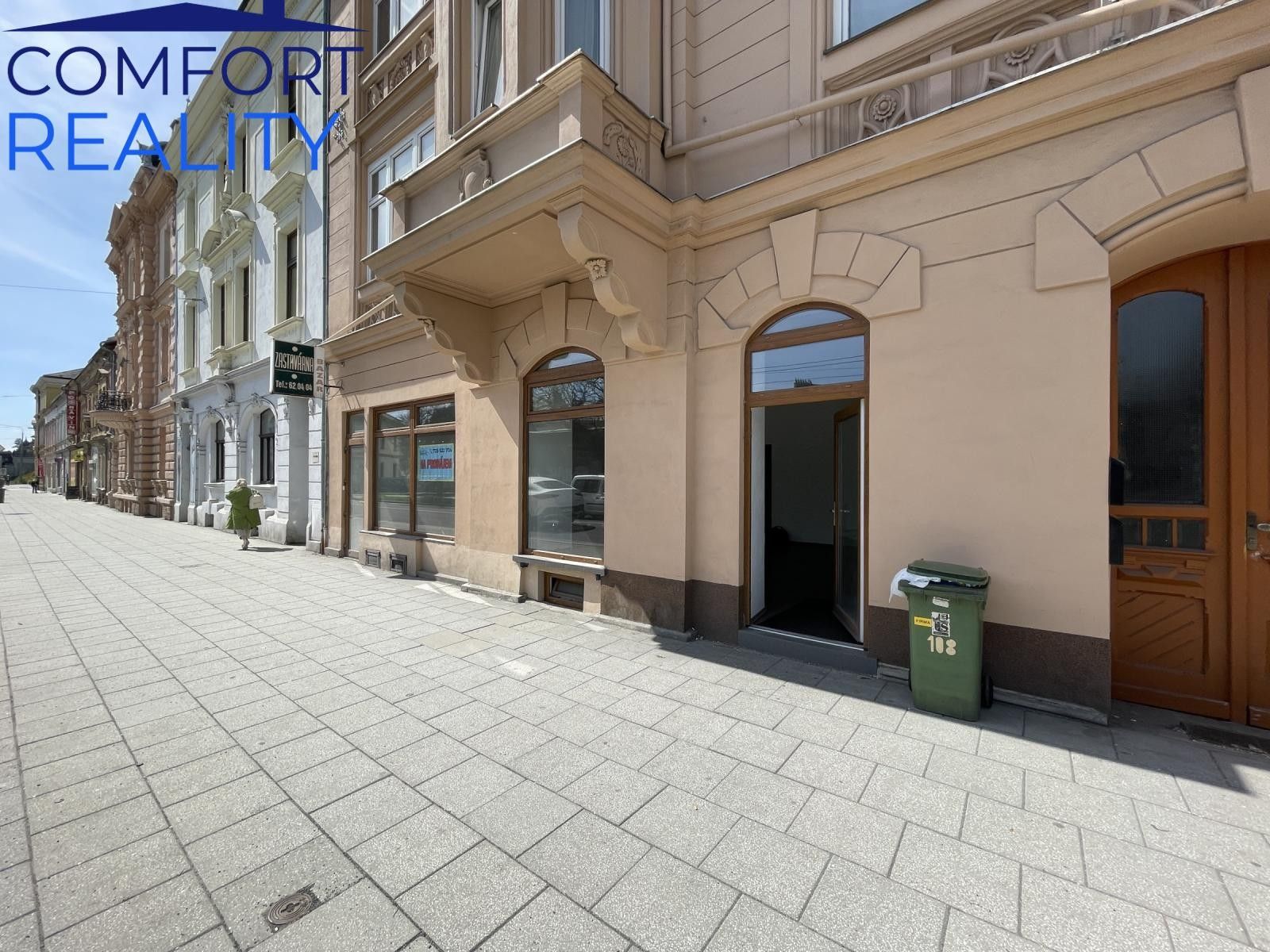 Pronájem komerčního prostoru 220 m² - foto 9